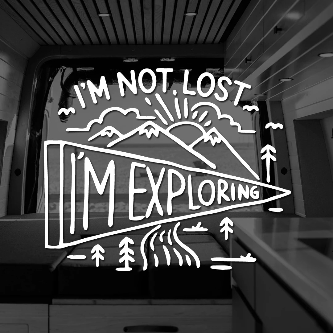 I m Not Lost I m Exploring Out - Outdoor Adventure Logo 评论和价格